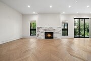Photo - 652 Huntley Dr
