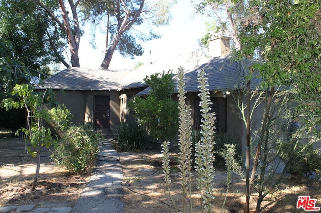 Building Photo - 5742 Corbin Ave