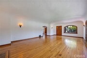 Photo - 405 W Brookdale Pl House