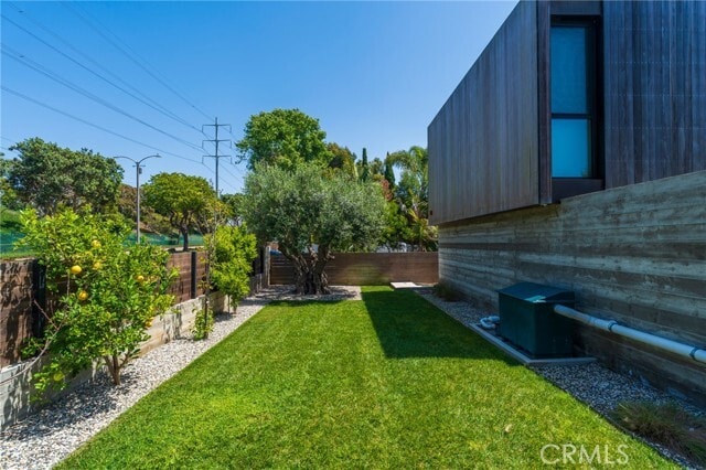 Photo - 762 Rosecrans Ave