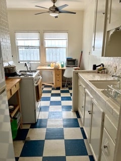 Photo - 8237 Blackburn Ave Unit 204