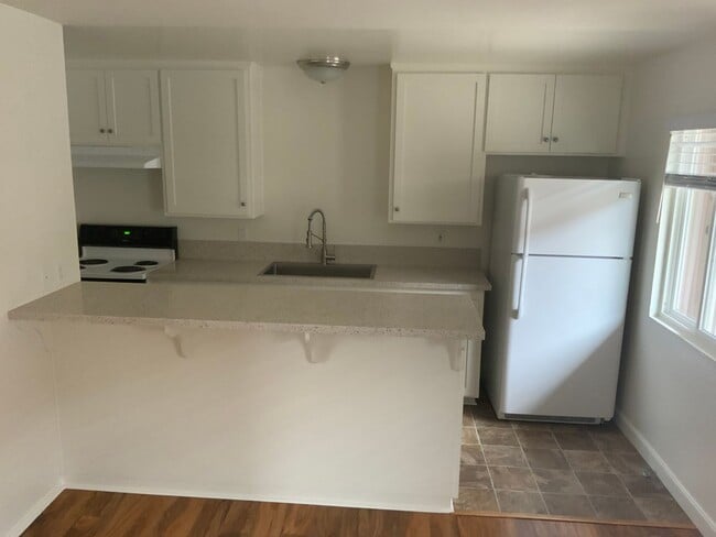 Photo - Stunning 1 Bedroom Unit 3