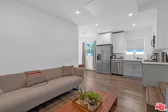 Photo - 1540 N Bronson Ave Condo Unit 16