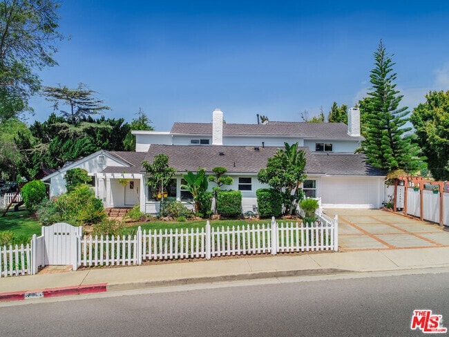 Building Photo - 17001 Bollinger Dr Rental