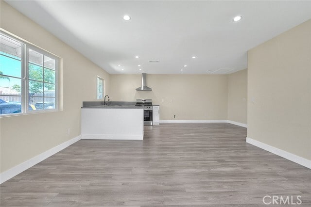 Photo - 340 W Caroline Ct