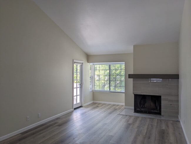 Photo - 4084 Crystal Dawn Ln Unit 4084