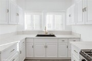 Photo - 548 N Kenmore Ave