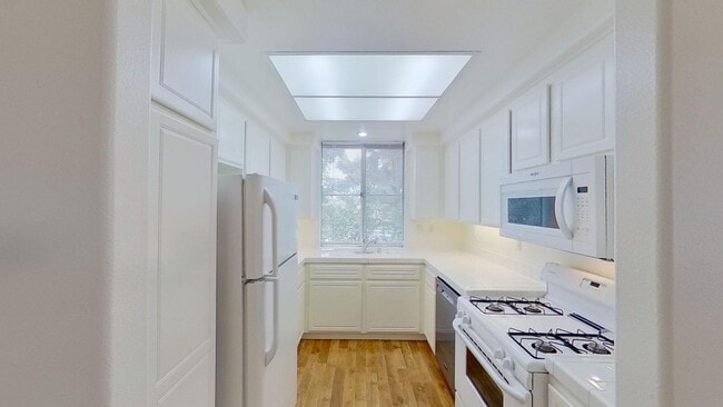 Photo - 1807 Ladrillo Aisle Unit 104