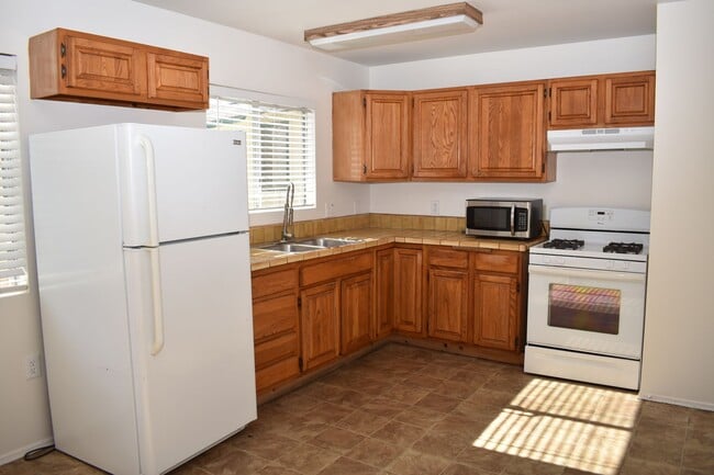 Photo - 512-516 N CITRUS AVENUE Unit 516-B