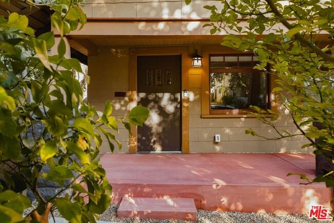 Photo - 1123 W Kensington Rd