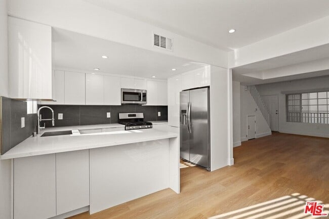 Photo - 1623 Brockton Ave Condo Unit 5