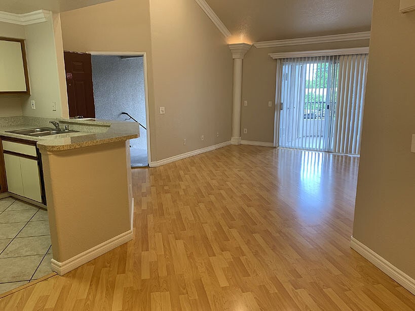 Floor Plan - Versailles, upper - 237