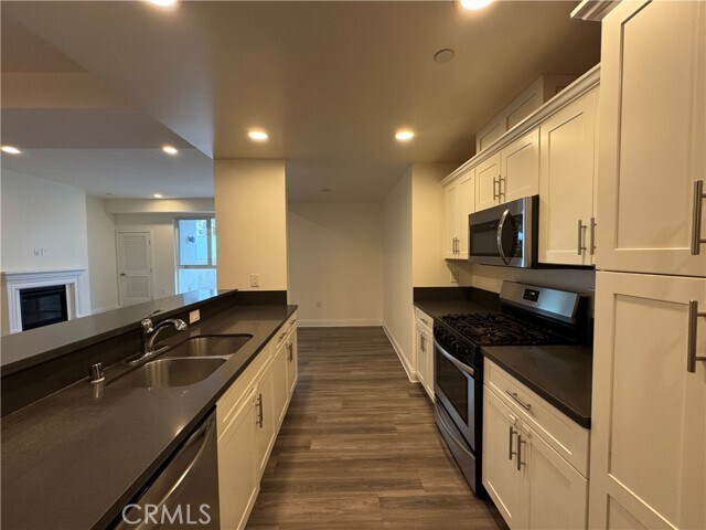 Photo - 14934 Burbank Blvd Unit 102