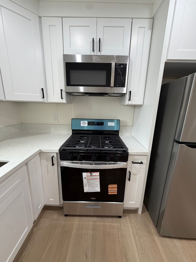 Photo - 3687 44th St