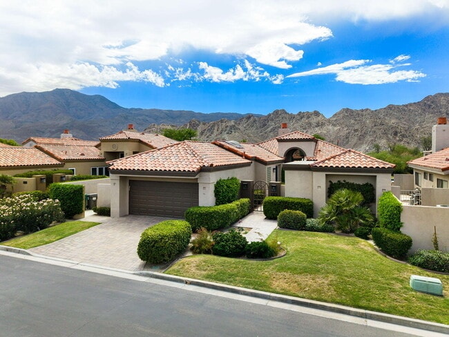 Photo - 56765 Merion