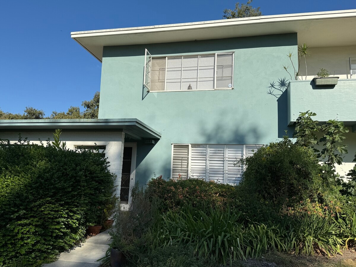Welcome home! - 5183 Village Grn Condo Unit 5183