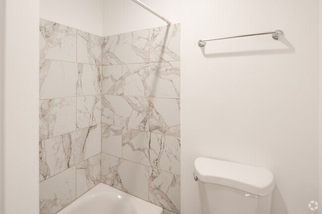 Studio 2 - 350SF - Carlyle Courtyard