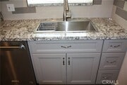 Photo - 3035 Kathleen St