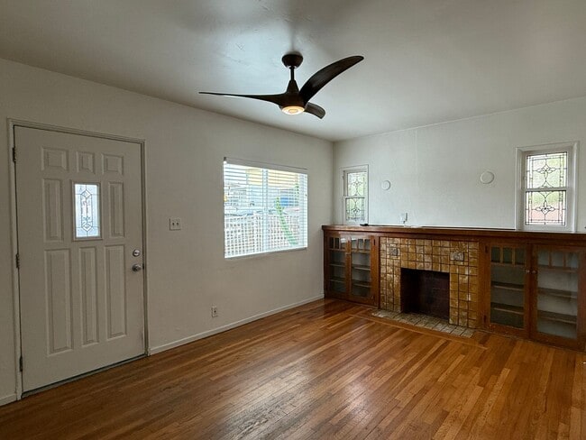 Photo - 1 Bedroom 1 Bath Craftsman Style Cottage available NOW