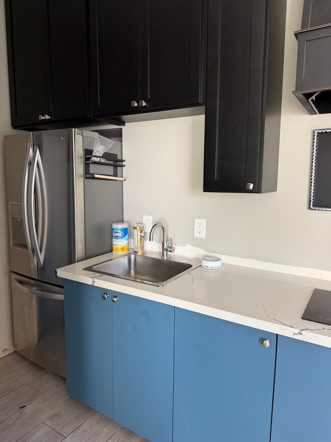 Photo - 285 Lilac Dr Unit A