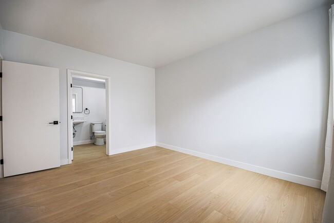 Photo - 11435 Cumpston St Apartment Unit 11435 Cumpston St. 301
