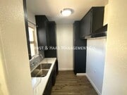 Photo - 4510 1/2 N. Lakewood Blvd.- Apartment