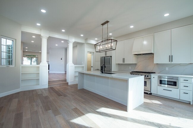 Photo - Oceanside Gem with ocean view and a 5-Minute Walk to the Beach/Pier