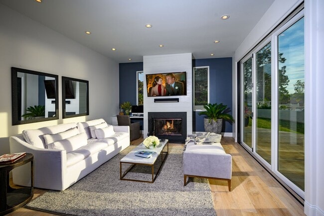 Photo - 334 La Amatista Rd