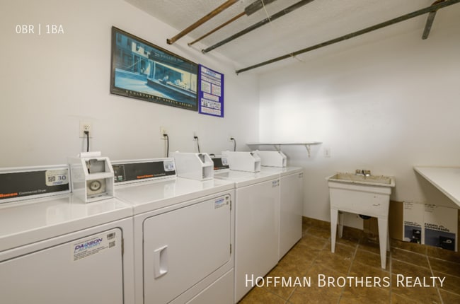 Photo - 6871 Franklin Ave Unit 304