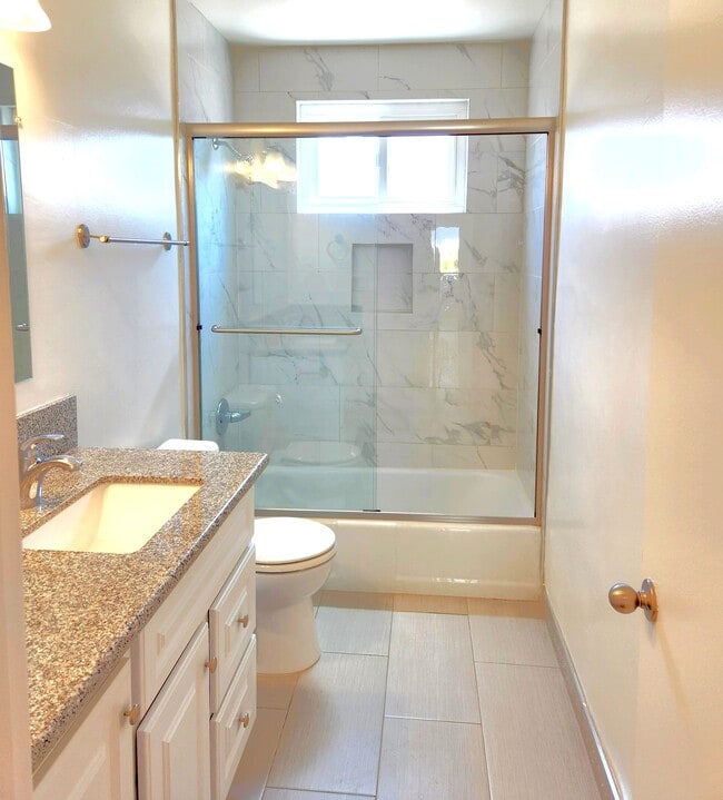 Photo - 1133 N Hacienda Pl