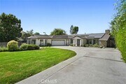 Photo - 18433 Tarzana Dr House