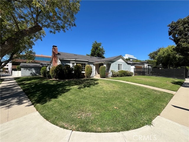 Building Photo - 15483 Dickens St