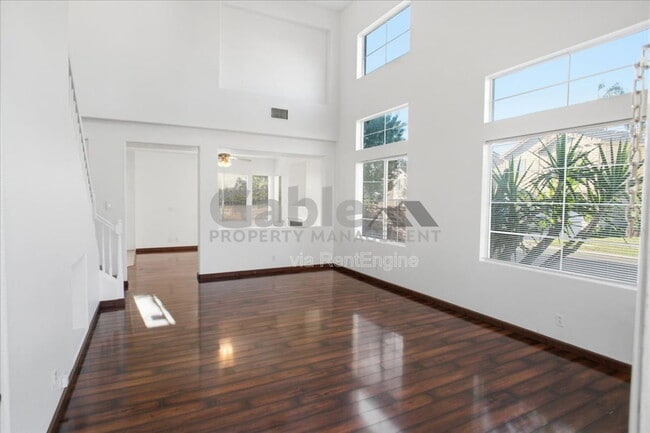 Photo - 28075 Daydream Way