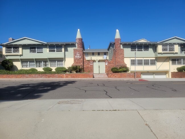 Photo - 425 Avenue G Ave Apartments Unit #5