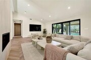 Photo - 10742 Walnut Dr House