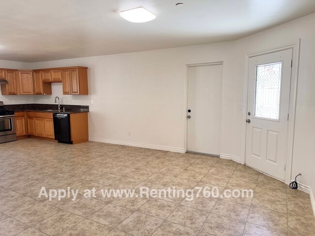 Photo - 3 Bed 2 Bath Home With Scenic Desert Views