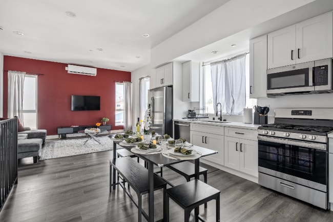 Building Photo - 3987 Dalton Ave