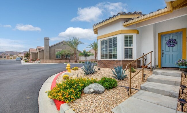 Photo - 7397 Village Way