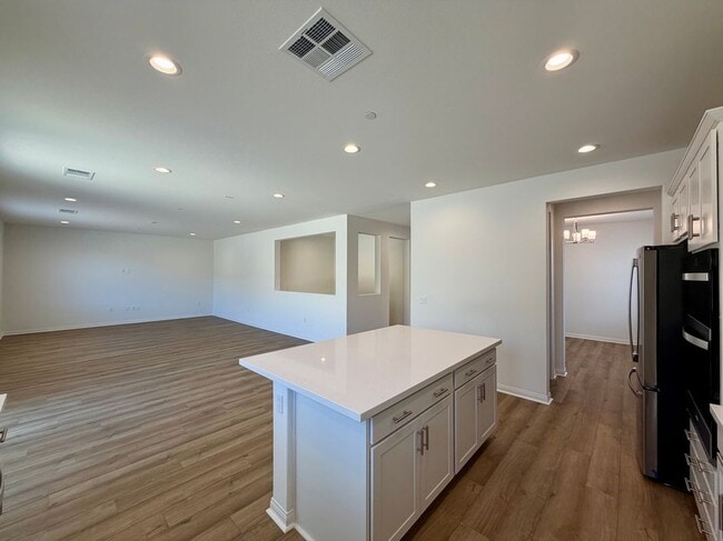 Photo - 21624 Thomas Ct