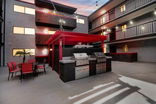 Photo - Valleywood Apartments