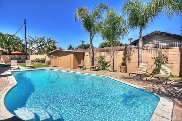 Photo - 331 E Bluebell Pl