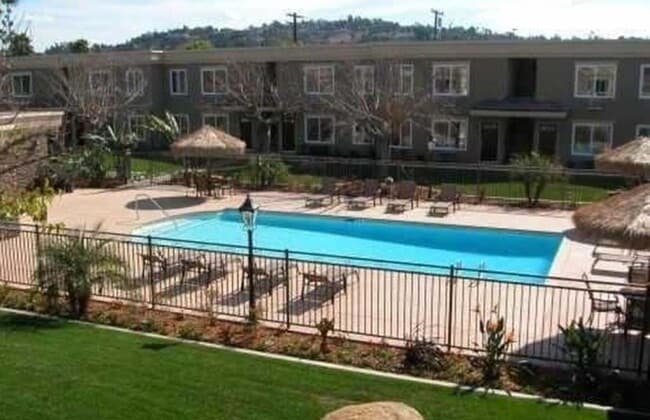Photo - Charming 2 Bedroom, 1 Bathroom Apartment in a Convenient Location