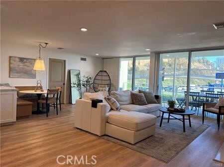 Photo - 723 Palisades Beach Rd Unit 101