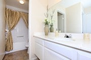 Photo - Riverpark Apartments