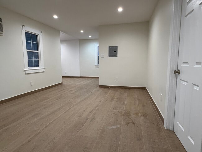 Living Room - 14224 Friar St