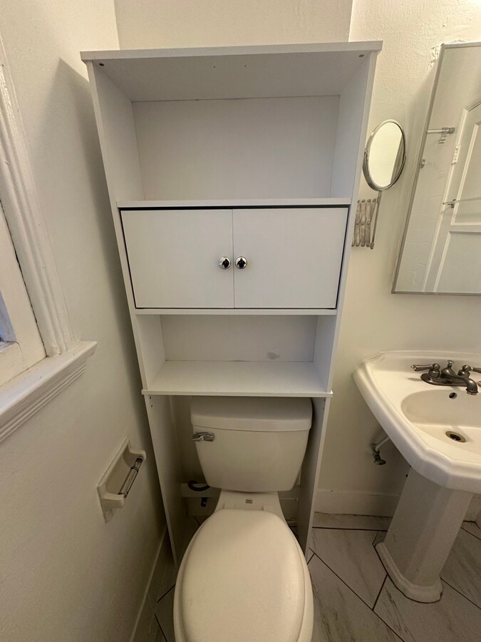 Photo - 1444 S Ogden Dr Unit Studio Granny