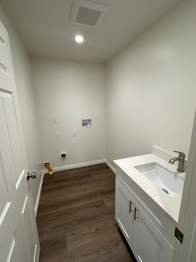 Photo - Newly Build 4-bedroom, 2 bath ADU!