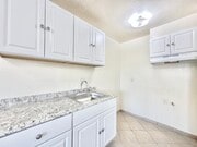 Photo - Maple Courtyard