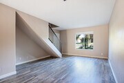 Photo - 448 Tava Ln
