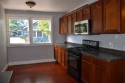 Photo - 154 N Shaffer St House